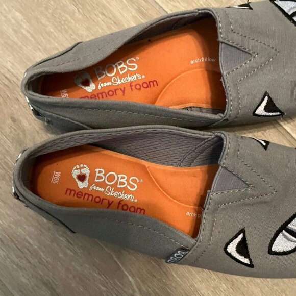 Cat Skechers - Picture 2 of 3